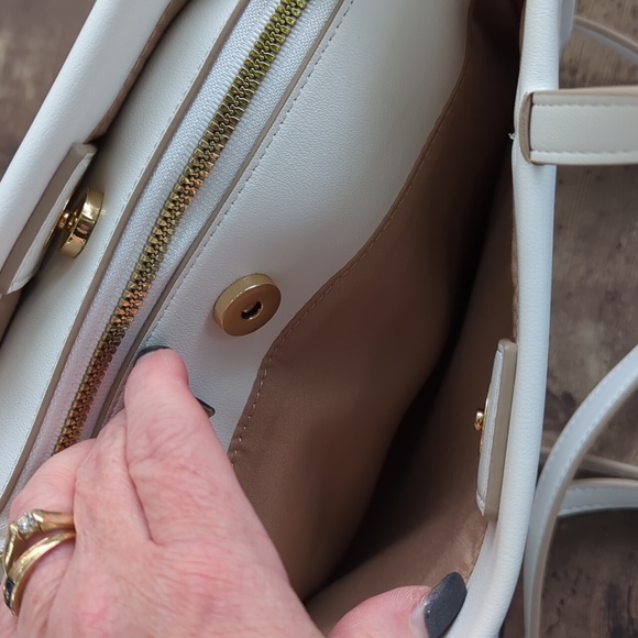 Nanette Lepore White crossbody - Picture 5 of 14